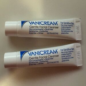 Last chance!! VANICREAM Travel Size Gentle Facial Cleanser 0.21 fl oz, qty 2